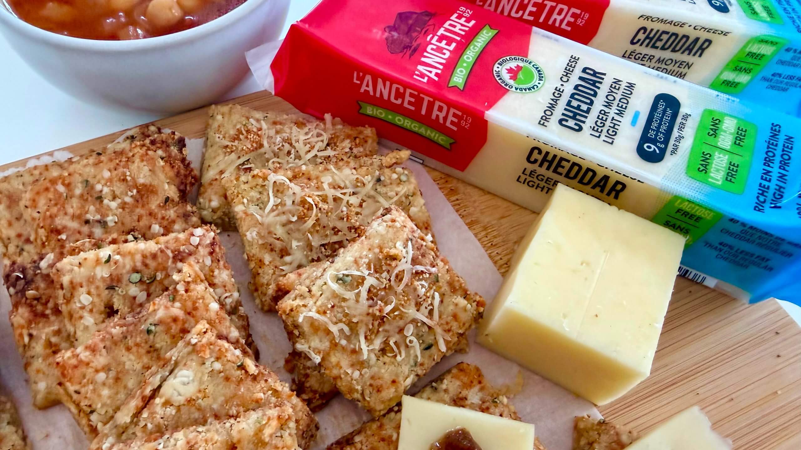 Craquelins au cheddar riches en protéines | Recette santé